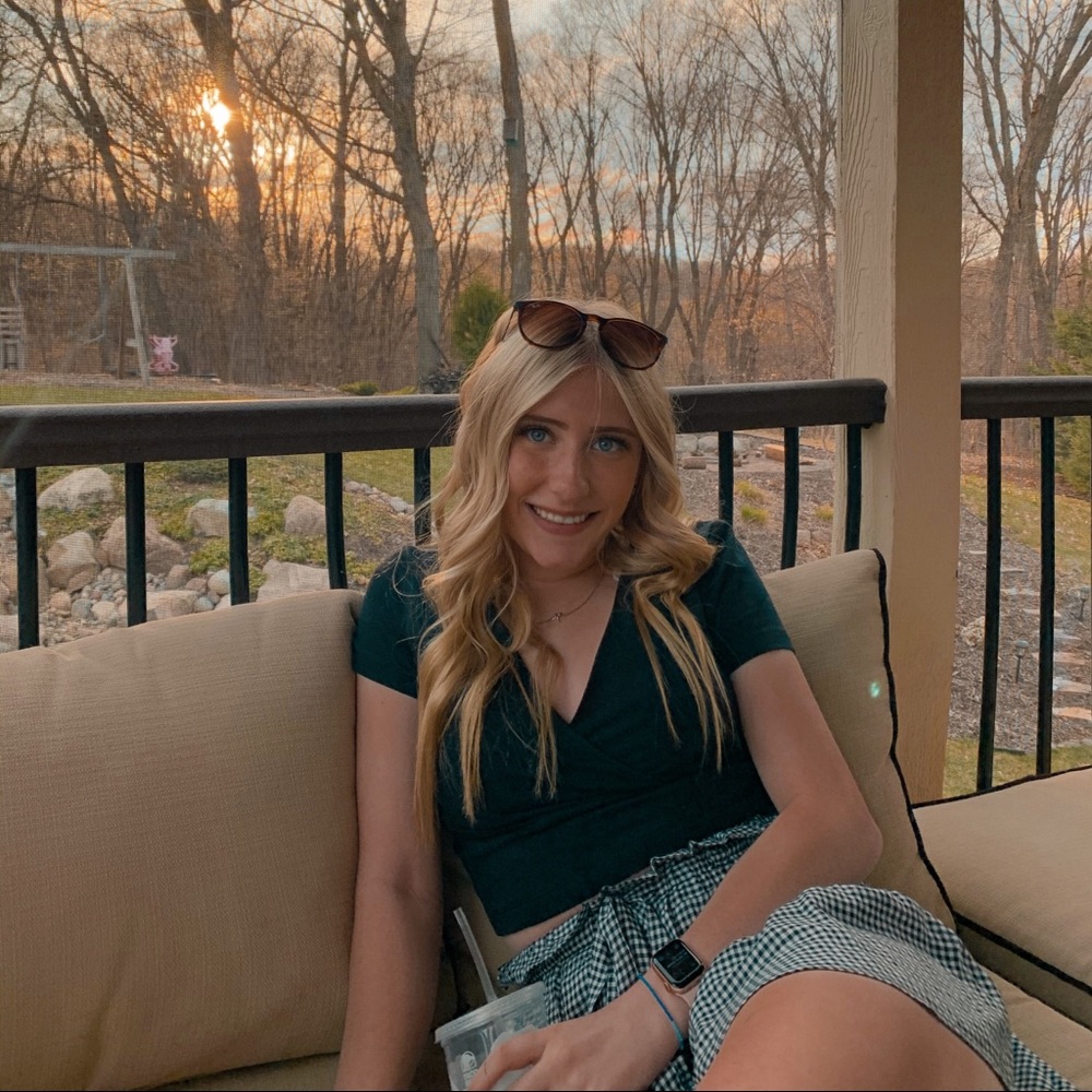 Meet your Posher, Anna